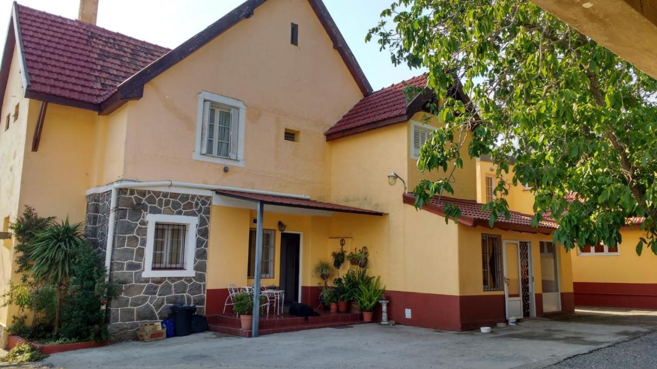La Casona- Bv Hoteles La Falda Exterior foto